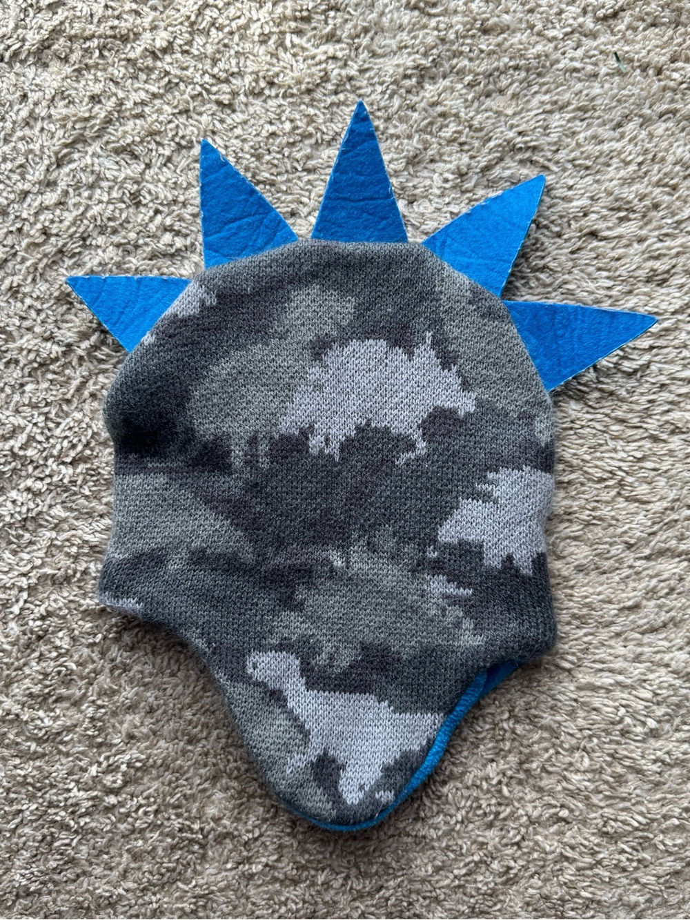 Toddler Dinosaur Trapper Hat Gray Blue Fleece Lined Dino Spike Winter Beanie